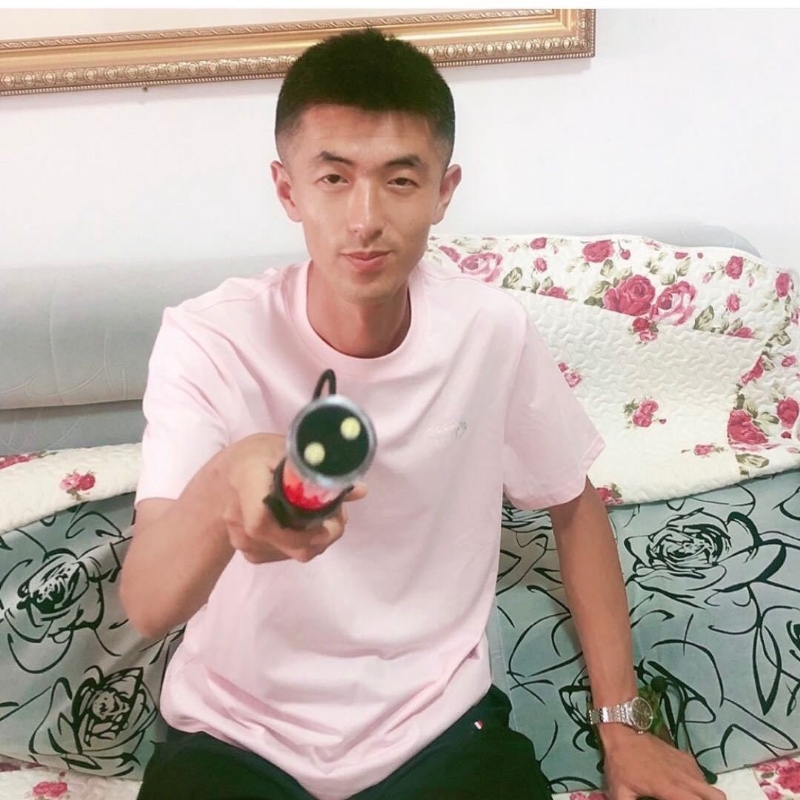 转身留下孤独的她的第一张照片--武平相亲网