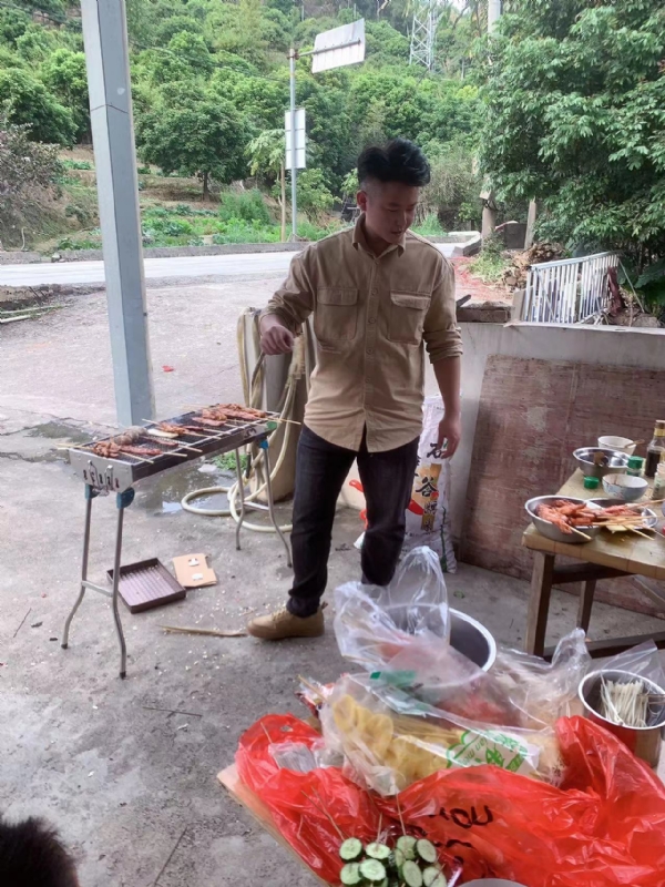 你黑我哟的第一张照片--武平相亲网